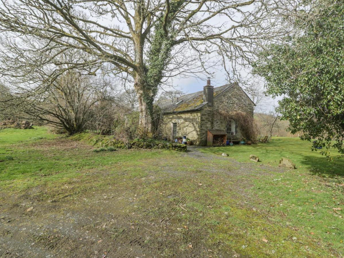 Beudy Dolpebyll Villa Llangadfan ภายนอก รูปภาพ